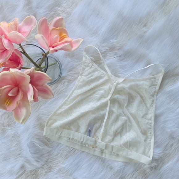 UO / SILENCE & NOISE / CROP BRA CAMI TOP - Picture 4 of 5